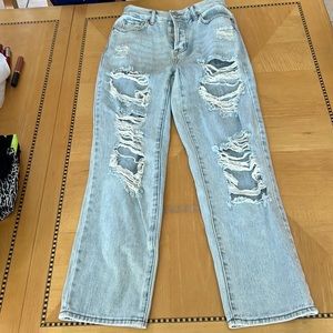 Barely used jeans high waisted button up (all offers will be considered)